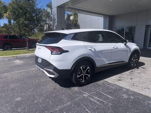 2025 Kia Sportage EX