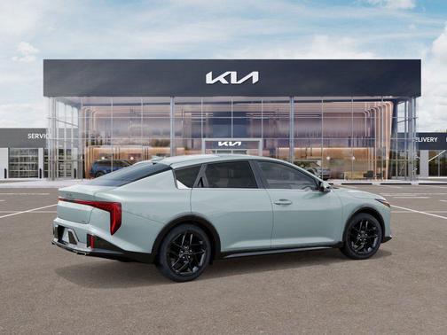 2025 Kia K4 GT-Line Turbo