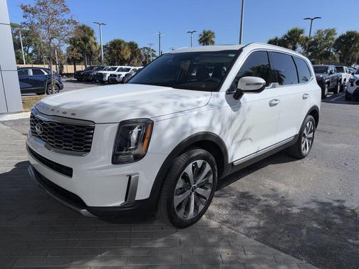 2020 Kia Telluride S