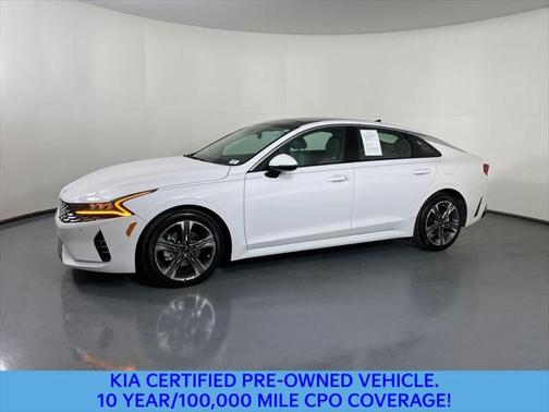 2022 Kia K5 EX