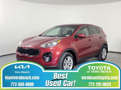 Hyper Red 2017 Kia Sportage LX