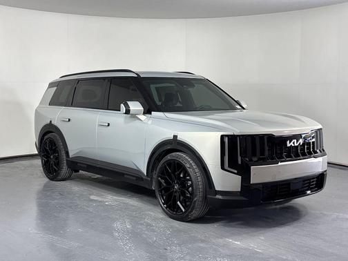 Ivory Silver 2027 Kia Telluride S