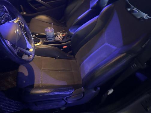 2013 Hyundai Veloster Base