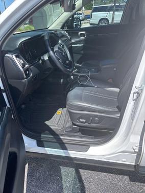Glacial White Pearl 2022 Kia Sorento S