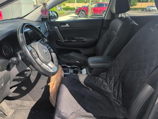 2020 Kia Sportage EX