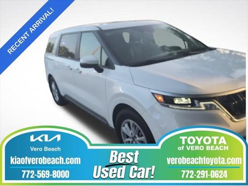 2024 Kia Carnival LX