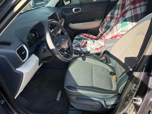 Denim w/White Roof 2024 Hyundai VENUE Limited