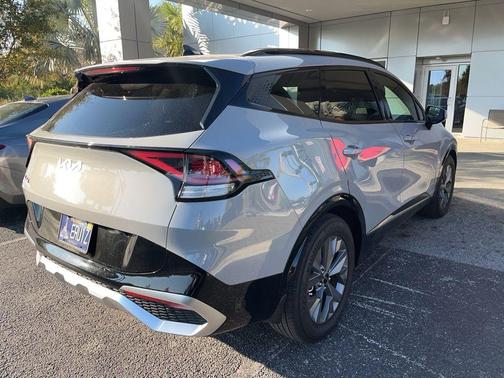 2025 Kia Sportage SX