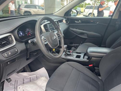 Ebony Black 2020 Kia Sorento LX