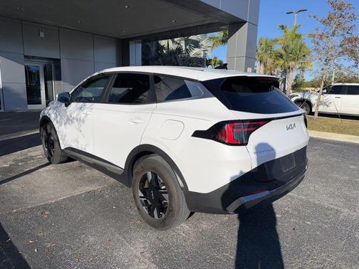 2026 Kia Sportage LX