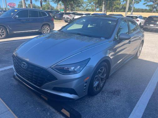 Shimmering Silver Pearl 2021 Hyundai SONATA SEL