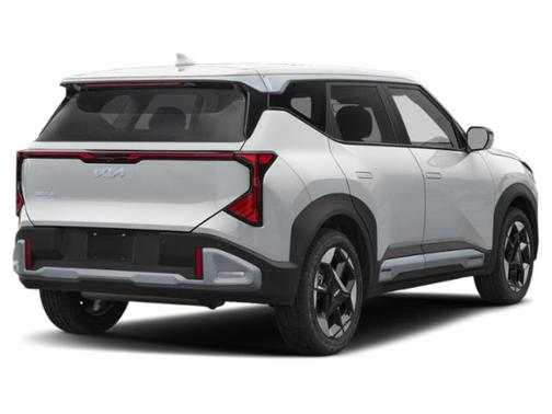 Snow White Pearl 2027 Kia Seltos S