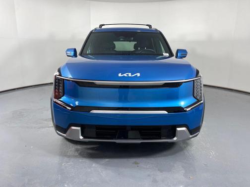 2024 Kia EV9 Land