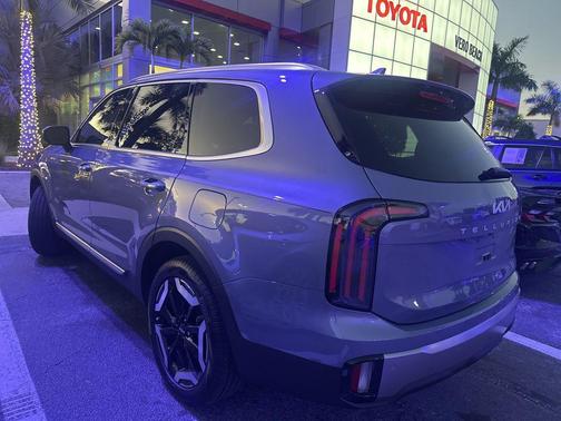2025 Kia Telluride EX