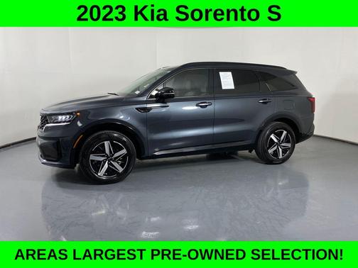 2023 Kia Sorento S