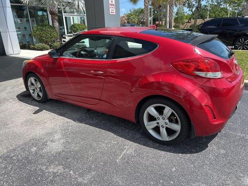2012 Hyundai Veloster Base