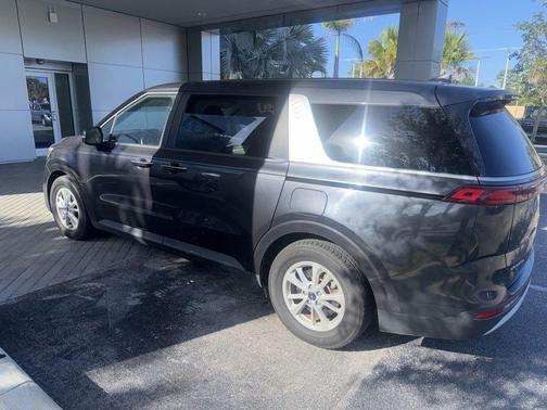 Panthera Metal 2023 Kia Carnival LX