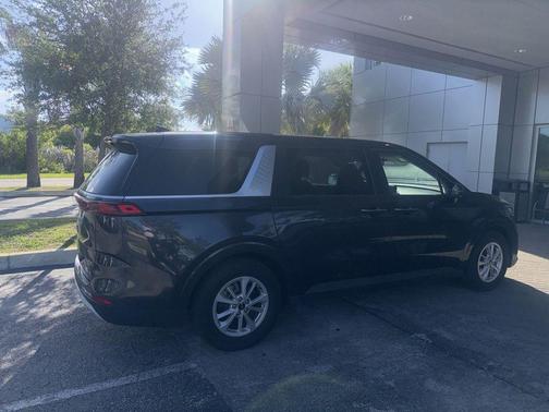 Panthera Metal 2023 Kia Carnival LX