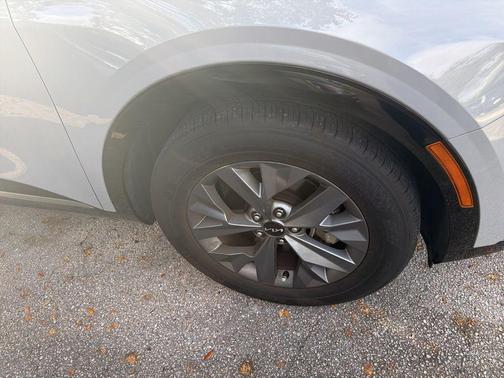 2025 Kia Sportage SX