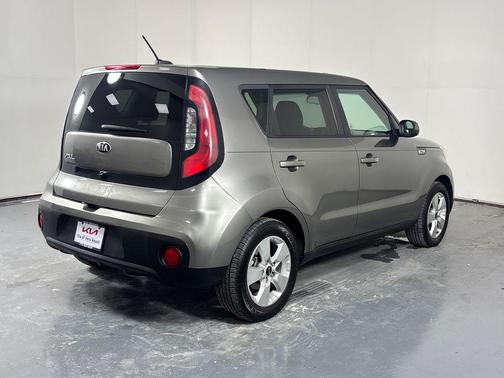 Titanium Gray 2019 Kia Soul Base