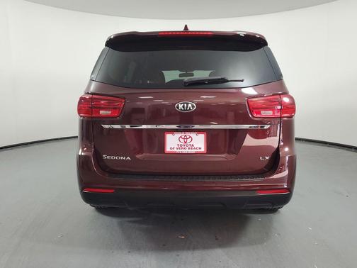 2020 Kia Sedona LX