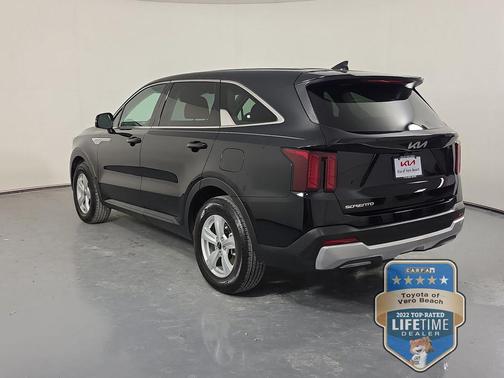 Ebony Black 2026 Kia Sorento LX