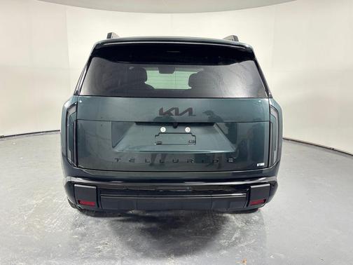 Black Jade Green 2027 Kia Telluride X-Line EX