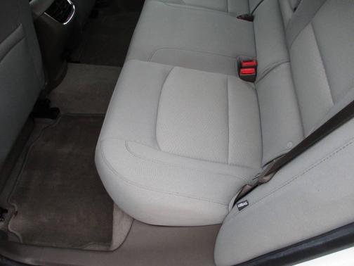 2017 Chevrolet Malibu LT 4dr Sedan