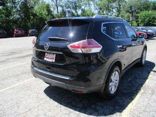 Magnetic Black 2016 Nissan Rogue SV