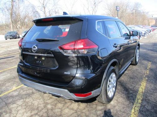 2017 Nissan Rogue S