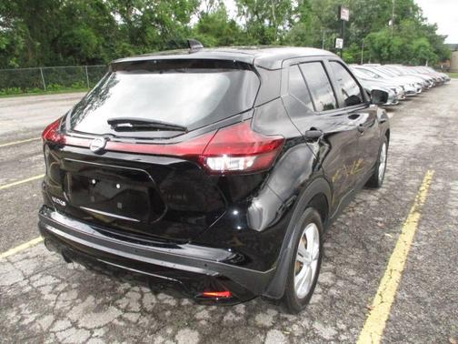 2021 Nissan Kicks S