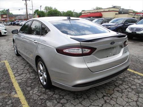 2015 Ford Fusion SE
