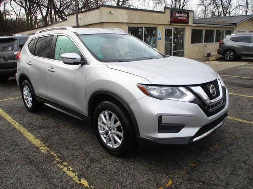 2017 Nissan Rogue SV