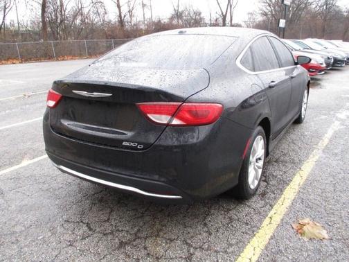 2015 Chrysler 200 C