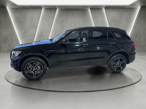 Black 2022 Mercedes-Benz GLC 300 Base 4MATIC