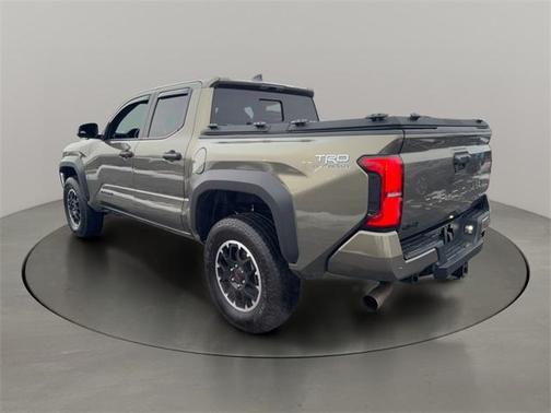 2024 Toyota Tacoma Hybrid TRD