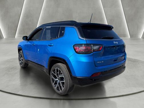 Hydro Blue Pearlcoat 2025 Jeep Compass Limited