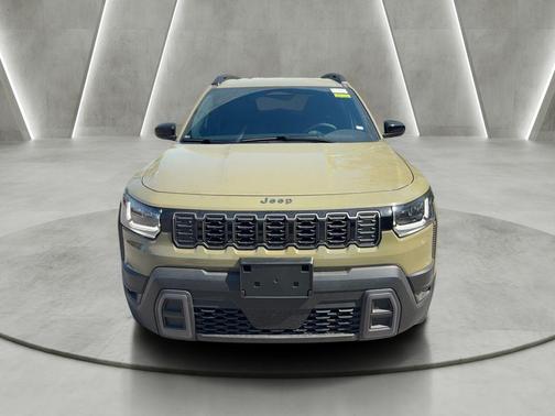 41 2026 Jeep Cherokee LAREDO/LIMITED