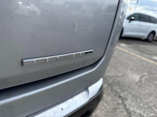 Silver Zynith 2024 Jeep Wagoneer Series II