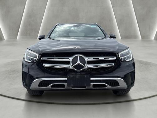Black 2022 Mercedes-Benz GLC 300 Base 4MATIC