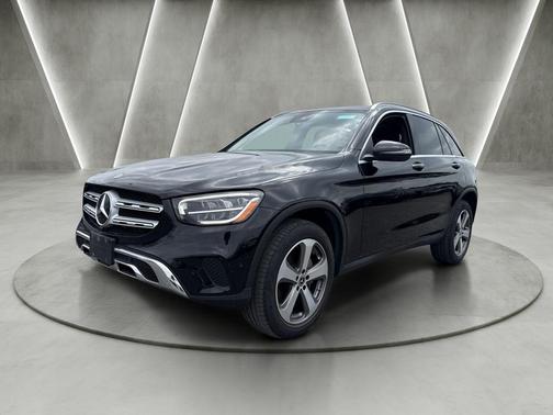 Black 2022 Mercedes-Benz GLC 300 Base 4MATIC