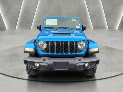 Hydro Blue Pearlcoat 2026 Jeep Gladiator Sport