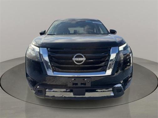 2024 Nissan Pathfinder S