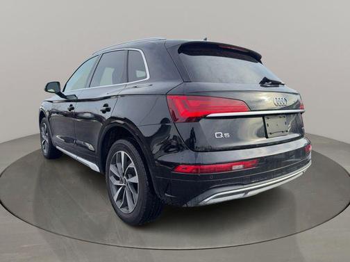 2021 Audi Q5 40 Premium Plus