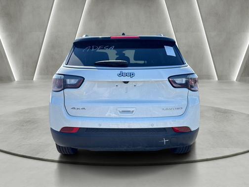 Bright White Clearcoat 2026 Jeep Compass Limited