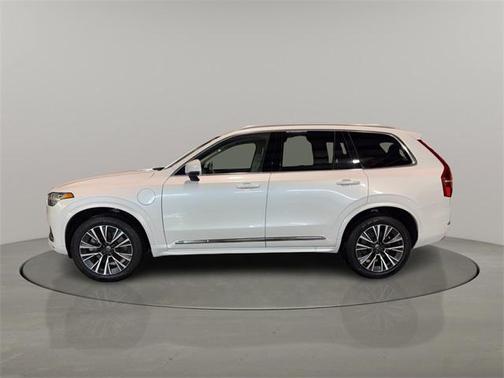 2022 Volvo XC90 Recharge Plug-In Hybrid T8 Inscription Expression Extended Range 6P