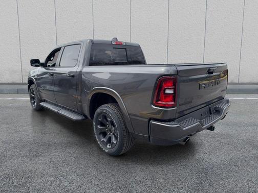 Granite Crystal Clearcoat Metallic 2026 RAM 1500 Big Horn/Lone Star