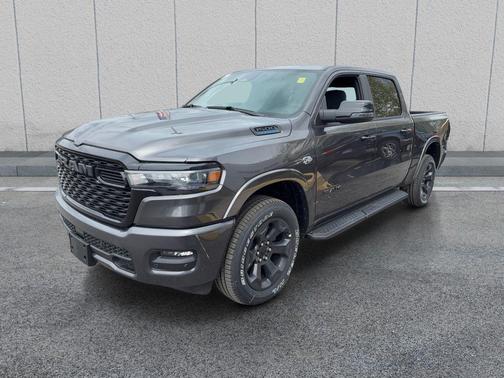 Granite Crystal Clearcoat Metallic 2026 RAM 1500 Big Horn/Lone Star