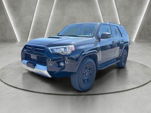 Midnight Black Metallic 2024 Toyota 4Runner TRD Off Road Premium