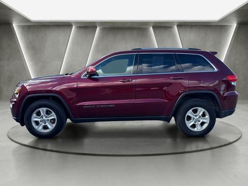 Velvet Red Pearlcoat 2017 Jeep Grand Cherokee Laredo